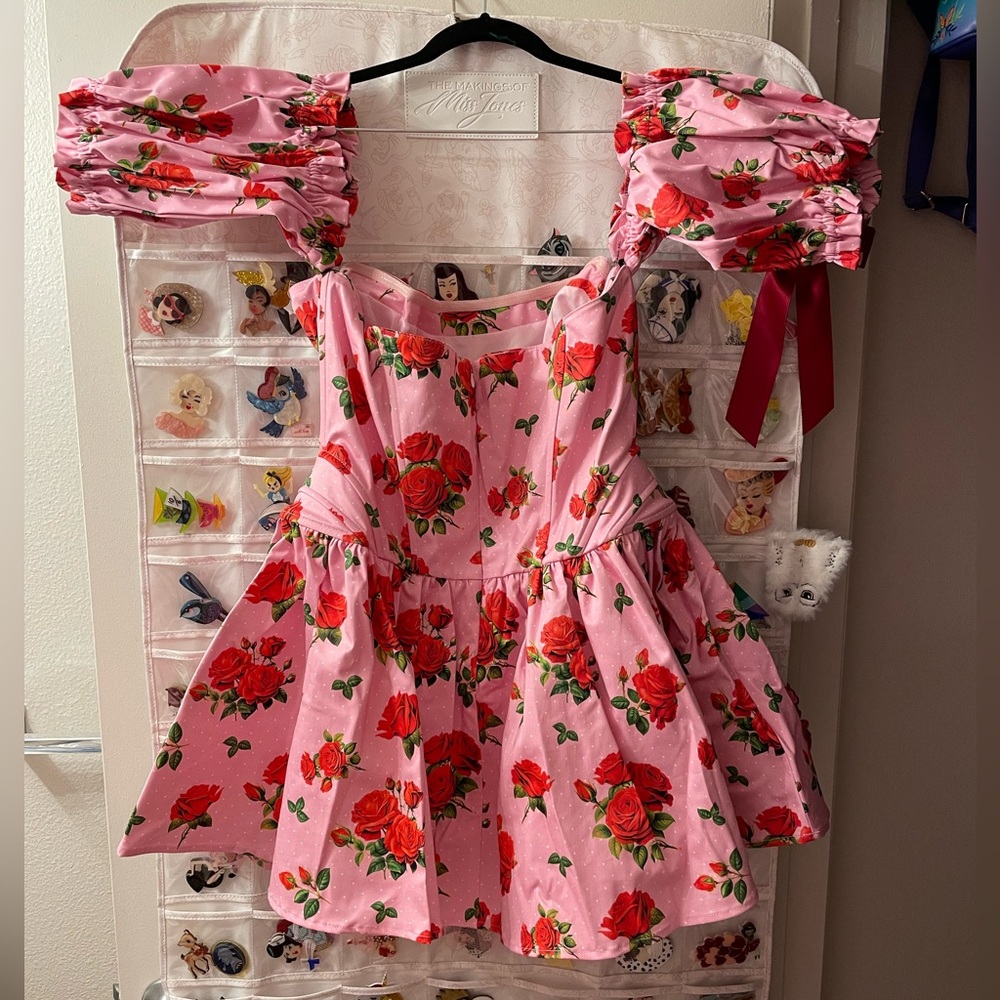 SUGAR THRILLZ HOLDING COURT CORSET DRESS - PINK - Picture 2 of 10